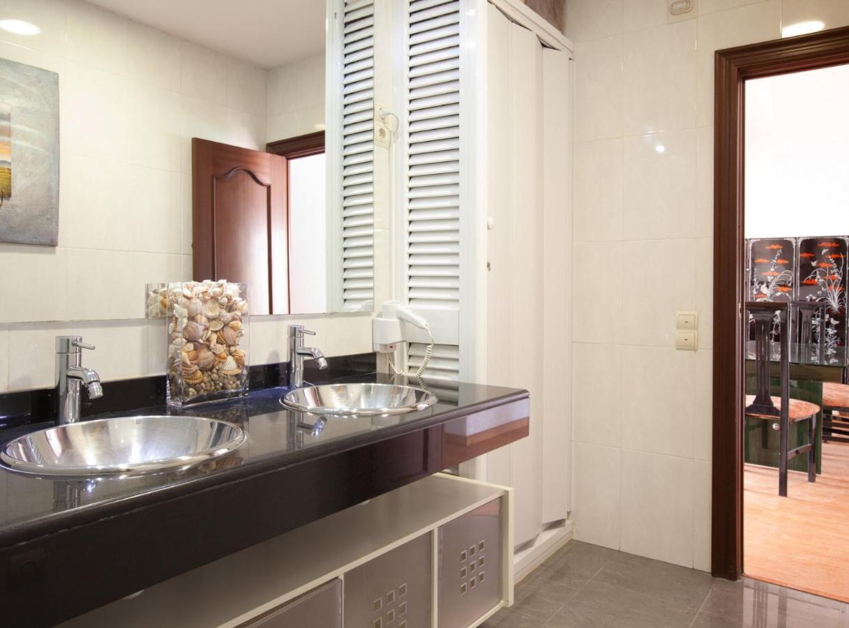 شقة Rambla Cat - Penthouse With Terrace برشلونة المظهر الخارجي الصورة